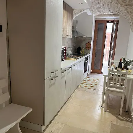 Acanthus לינה וארוחת בוקר 3*