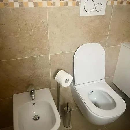 לינה וארוחת בוקר Acanthus טרליצי