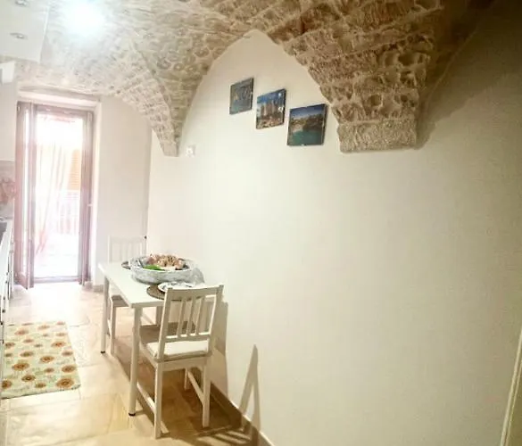 Frühstückspension Acanthus 3*